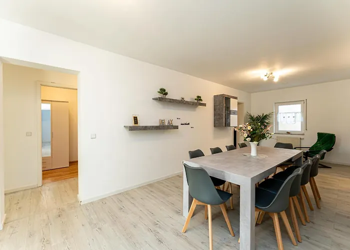 Lägenhet 5-zimmer-apartment Nahe Mueggelsee