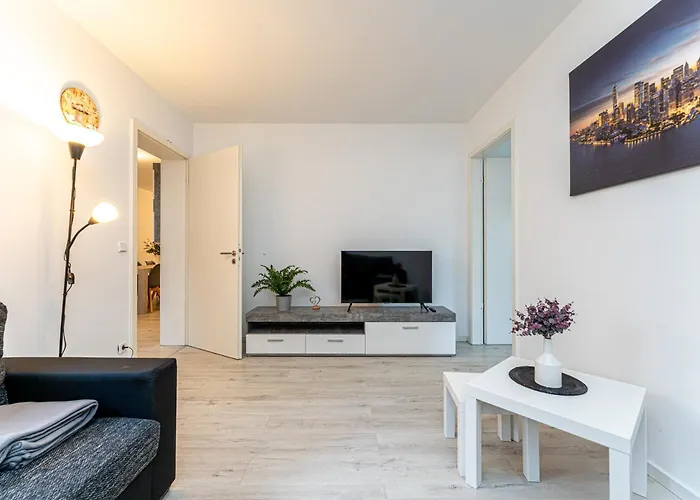 Apartment 5-zimmer-apartment Nahe Mueggelsee